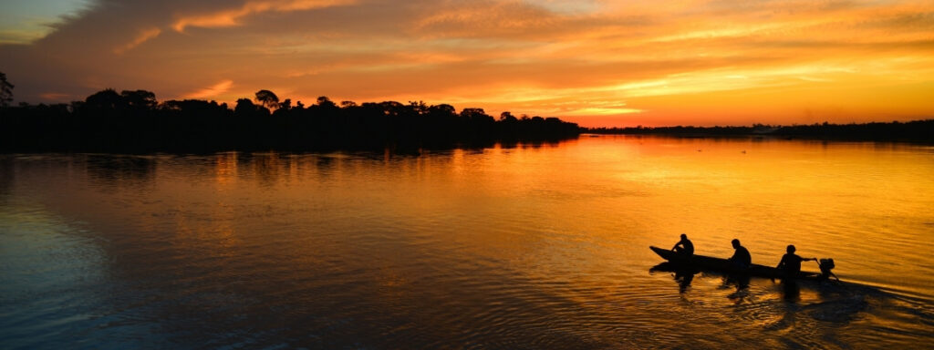 Amazonia sunset during the tour by canoe